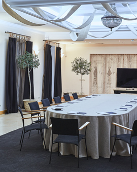 Organization of business meetings in Kiev of Vozdvyzhensky boutique hotel